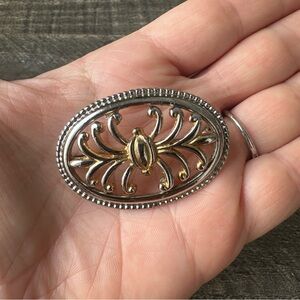 Vintage Daria Oval Brooch
